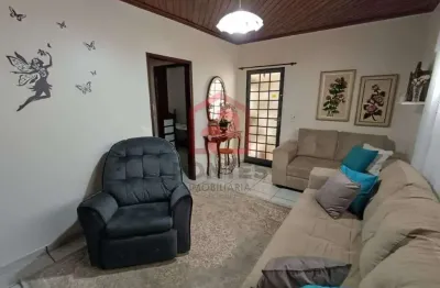 Casa com 3 quartos à venda na vila antártica, botucatu , 166 m2 por r$ 395.000