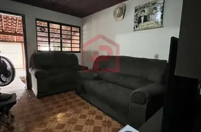 Casa com 2 quartos à venda no parque residencial vinte e quatro de maio, botucatu , 100 m2 por r$ 290.000