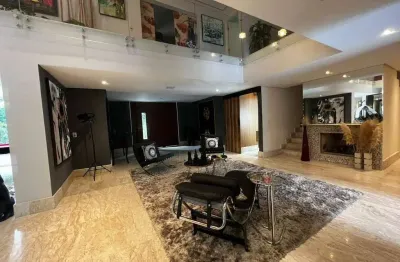 Casa linda e maravilhosa localizada no tambore 1 -  4 suítes e pomar