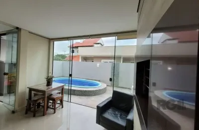 Casa com 3 quartos, 1 suíte, lareira 2 vagas no bairro Hípica, Porto Alegre/RS