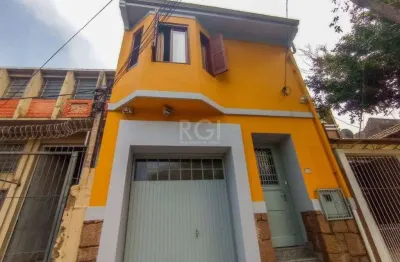 Casa com 3 quartos à venda na Rua Conselheiro Travassos, --, São Geraldo, Porto Alegre