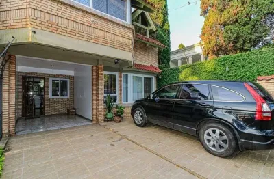 Casa com 3 quartos à venda na Avenida Copacabana, --, Tristeza, Porto Alegre