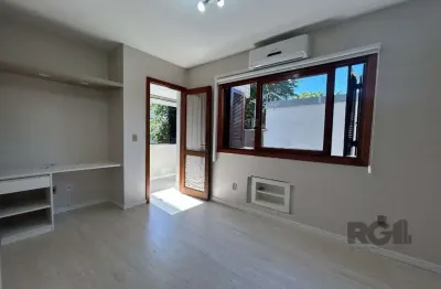 Apartamento com 3 quartos à venda na Rua Caju, --, Petrópolis, Porto Alegre
