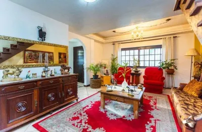 Casa para venda - 231.27m², 3 dormitórios, sendo 1 suites, 3 vagas - cristal