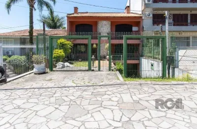Casa para venda - 572m², 5 dormitórios, sendo 1 suites, cavalhada