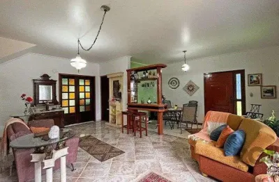 Casa com 3 quartos à venda na Rua Arnaldo Ballve, --, Jardim Itu Sabará, Porto Alegre