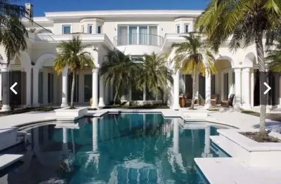 Casa em condomínio fechado com 5 quartos à venda na Avenida Juca Batista, --, Chapéu do Sol, Porto Alegre