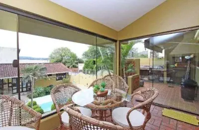 Casa para venda - 287.96m², 4 dormitórios, sendo 1 suites, 4 vagas - imperial parque