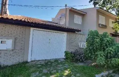 Casa para venda - 160m², 4 dormitórios, sendo 2 suites, 4 vagas - urubatã