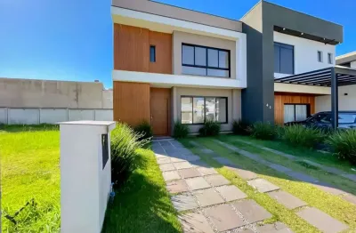 Casa condominio em porto alegre, no bairro ipanema, com 3 dormitório(s), e 3 banheiros, à venda.