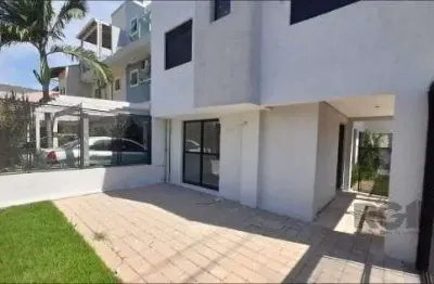 Casa em porto alegre, no bairro hípica, com 4 dormitório(s), à venda.