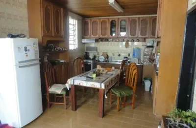 Casa para venda - 250m², 4 dormitórios, sendo 1 suites, 2 vagas - petrópolis
