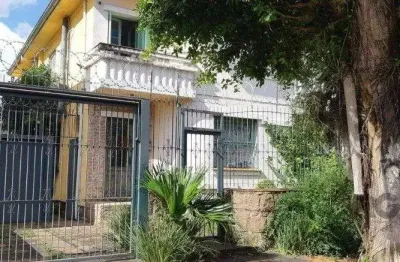 Casa para venda na avenida patria, são geraldo, para fins residenciais ou comerciais, com aproximadamente 300 m²,