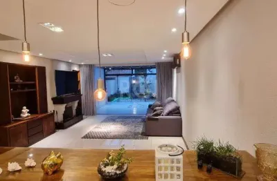 Casa em condomínio fechado com 4 quartos à venda na Rua Padre João Batista Reus, --, Vila Conceição, Porto Alegre