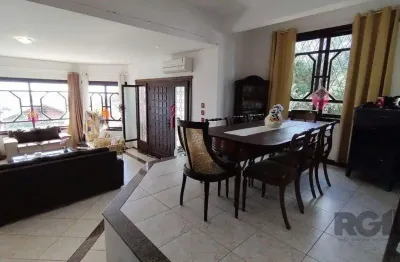 Sobrado, 5 quartos, 2 suites, pátio, 3 vagas - bairro vila nova