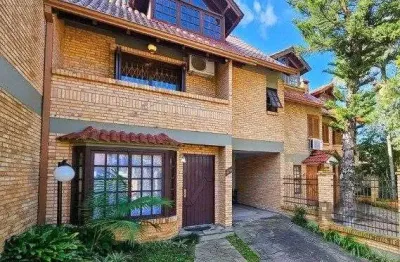 Casa de 3 dormitórios com 2 vagas de garagem no bairro jardim isabel