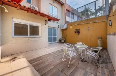 Casa com 3 quartos à venda na Rua Vicente Rão, --, Jardim Isabel, Porto Alegre