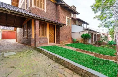 Casa sobrado na zona norte de 3 dormitórios 3 vagas e piscina