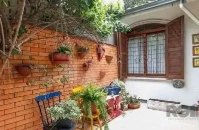 Casa com 4 quartos à venda na Rua Ney Messias, --, Jardim do Salso, Porto Alegre