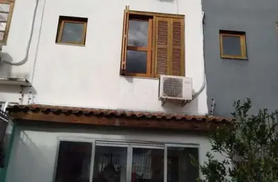 Casa para venda - 100.45m², 4 dormitórios, sendo 2 suites, guarujá, porto alegre