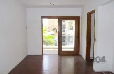 Apartamento 2 dormitórios, 1 suíte, 1 vaga - 90m² de área privativa no bairro mont serrat