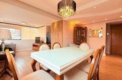 Vende-se apartamento com 2 quartos, 81 m²e 2 vagas – petrópolis