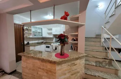 Casa com 3 quartos à venda na Rua Ladislau Neto, --, Ipanema, Porto Alegre