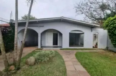 Casa 3 dormitórios com piscina à venda no guarujá – zona sul de porto alegre