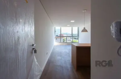 Apartamento em porto alegre no bairro petrópolis, de 2 quartos, semi mobiliado.