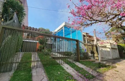 Vende-se excelente cada 3 quartos com suíte, 4 vagas, anexo comn salão de festas, podendo ser usada para fins comerciais - 255m² - chácara das pedras
