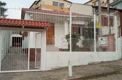 Casa com 2 quartos à venda na Rua Bispo William Thomas, --, Teresópolis, Porto Alegre