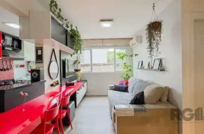 Apartamento a venda no bairro passo da areia com dois dormitórios.