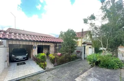 Casa semi mobiliada com 3 dormitórios no bairro jardim floresta
