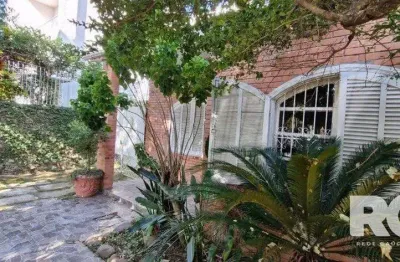 Casa com 3 quartos à venda na Rua Madre Ana, --, Glória, Porto Alegre
