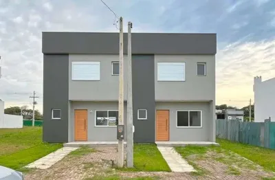 Casa condominio em porto alegre, no bairro campo novo, com 3 dormitório(s), e 3 banheiros, à venda.