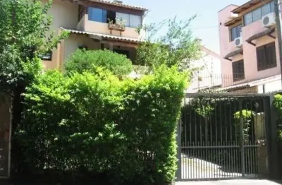 Casa para venda - 170m², 3 dormitórios, sendo 1 suites, 2 vagas - guarujá