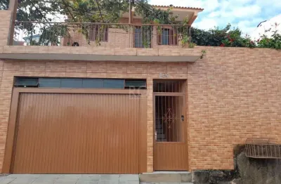 Casa com 3 quartos à venda na Avenida Renascença, --, Cascata, Porto Alegre