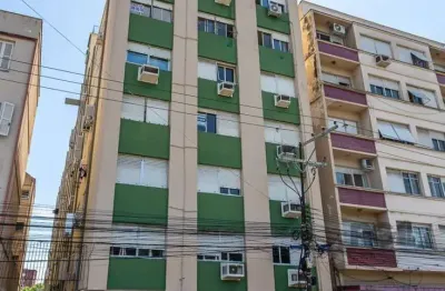 Apartamento na Cidade Baixa de 3 dormitórios Desocupado e 2 vagas