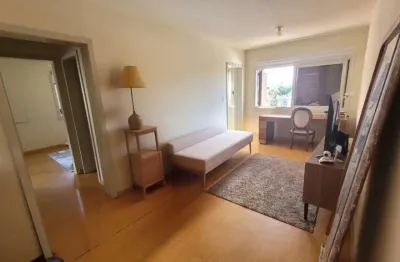 Apartamento de 1 dormitório com 1 vaga de garagem no bairro rio branco/moinhos de vento