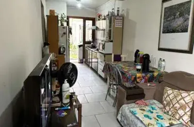 Casa com 2 quartos à venda na Rua Carlos Wilson Schröder, --, Hípica, Porto Alegre