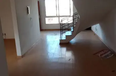 Casa com 3 quartos à venda na Rua Joaquim Cruz, --, Santo Antônio, Porto Alegre