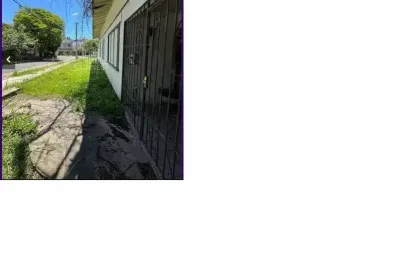 Casa com 3 quartos à venda na Avenida Engenheiro José Maria de Carvalho, --, Vila Ipiranga, Porto Alegre