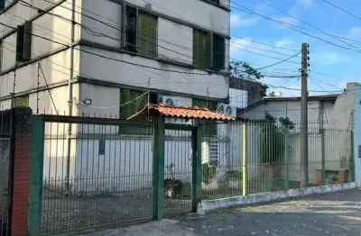 Apartamento térreo com 3 quartos no bairro cidade baixa