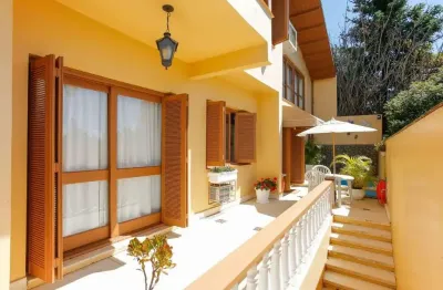 Casa com 3 dormitórios no bairro tristeza, em porto alegre