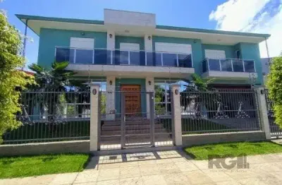 Casa em porto alegre, no bairro hípica, com 3 dormitório(s), e 3 banheiros, à venda.