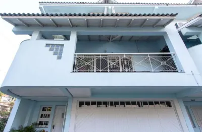 Oportunidade - casa confortável de 3 dormitórios na zona sul de porto alegre.
