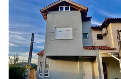 Casa em condomínio fechado com 3 quartos à venda na Estrada Jorge Pereira Nunes, --, Aberta dos Morros, Porto Alegre