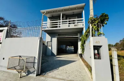 Casa com 2 quartos à venda na Rua Laranjeiras, --, Restinga, Porto Alegre