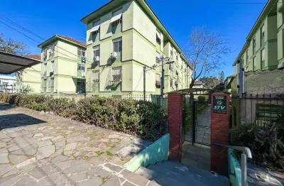 Ótimo apto 03 dormitórios, transformados em 2 dormitórios com living estendido no bairro cristal