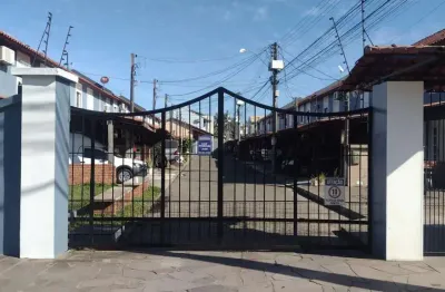 Casa com 2 quartos à venda na Avenida Juca Batista, --, Cavalhada, Porto Alegre